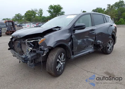 2018 Toyota Rav4 Le z USA, uszkodzony, nr VIN JTMZFREVXJJ169369